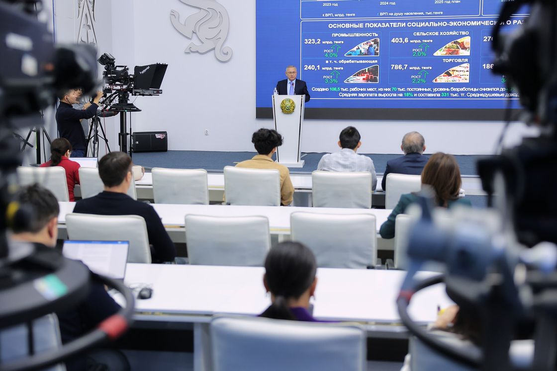 Брифинг Бейбита Исабаева на площадке Службы центральных коммуникаций при президенте РК