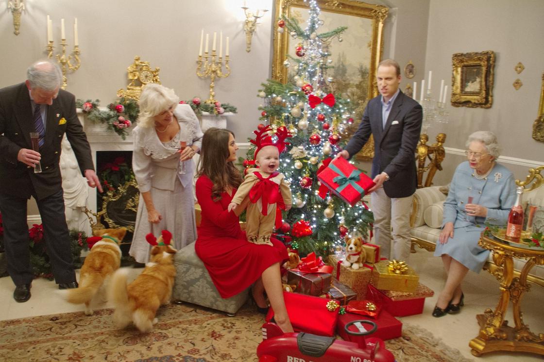 Королевская семья Великобритании в канун Рождества