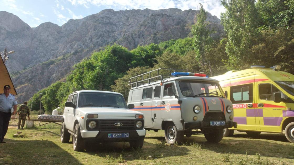 Один подросток погиб: в горах в Туркестанской области потерялись дети