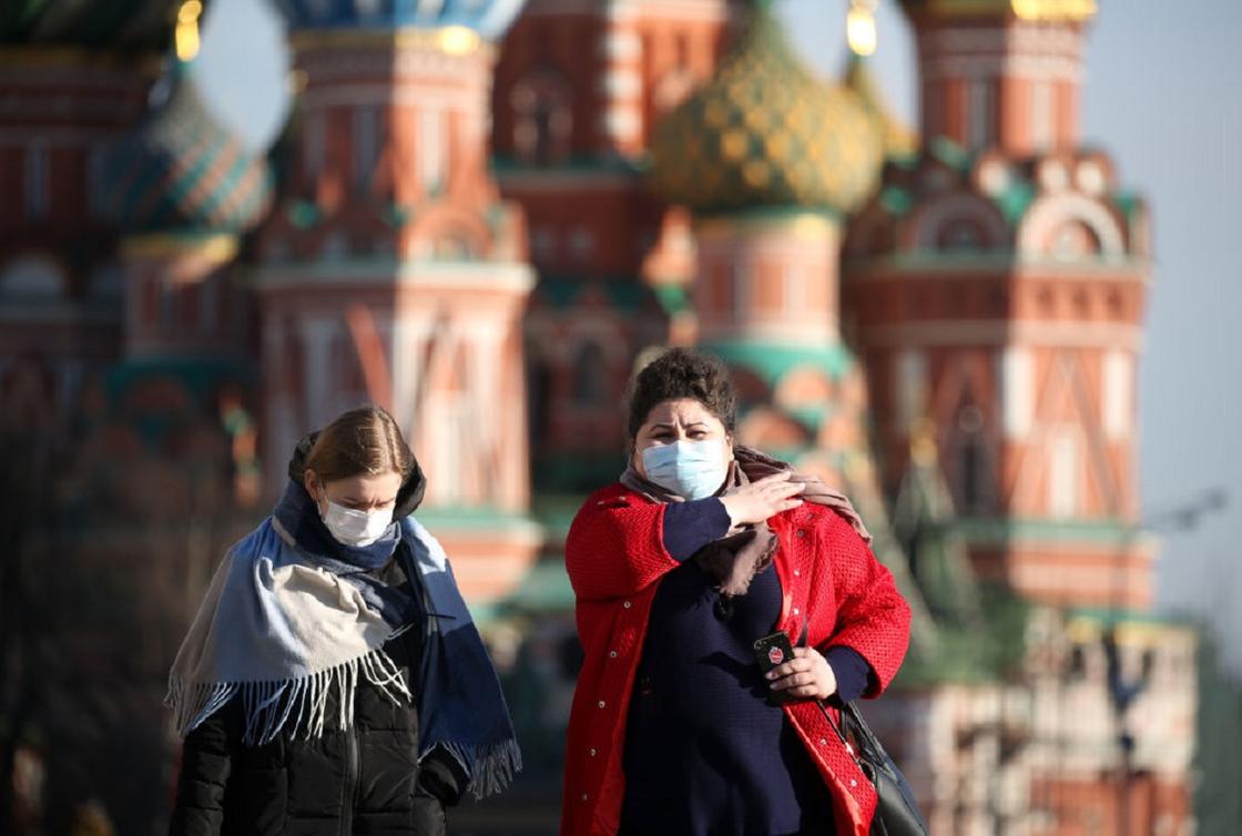 Россия вышла на второе место по количеству зараженных коронавирусом в мире