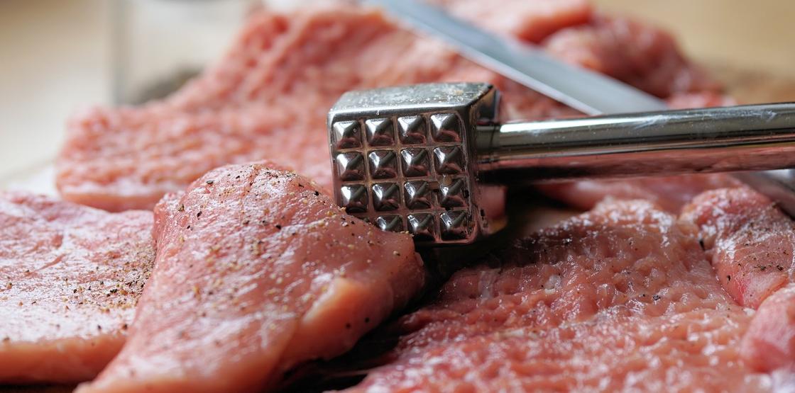 Антибиотики обнаружили в мясной продукции из России Антибиотики обнаружили в мясной продукции из России
