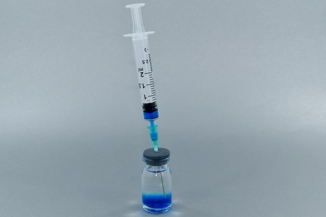 Первую вакцину-"убийцу" коронавируса изобрели в Италии