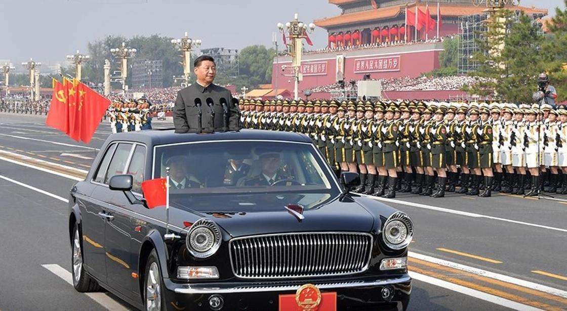 Показан новый бронированный лимузин главы Китая (фото)
