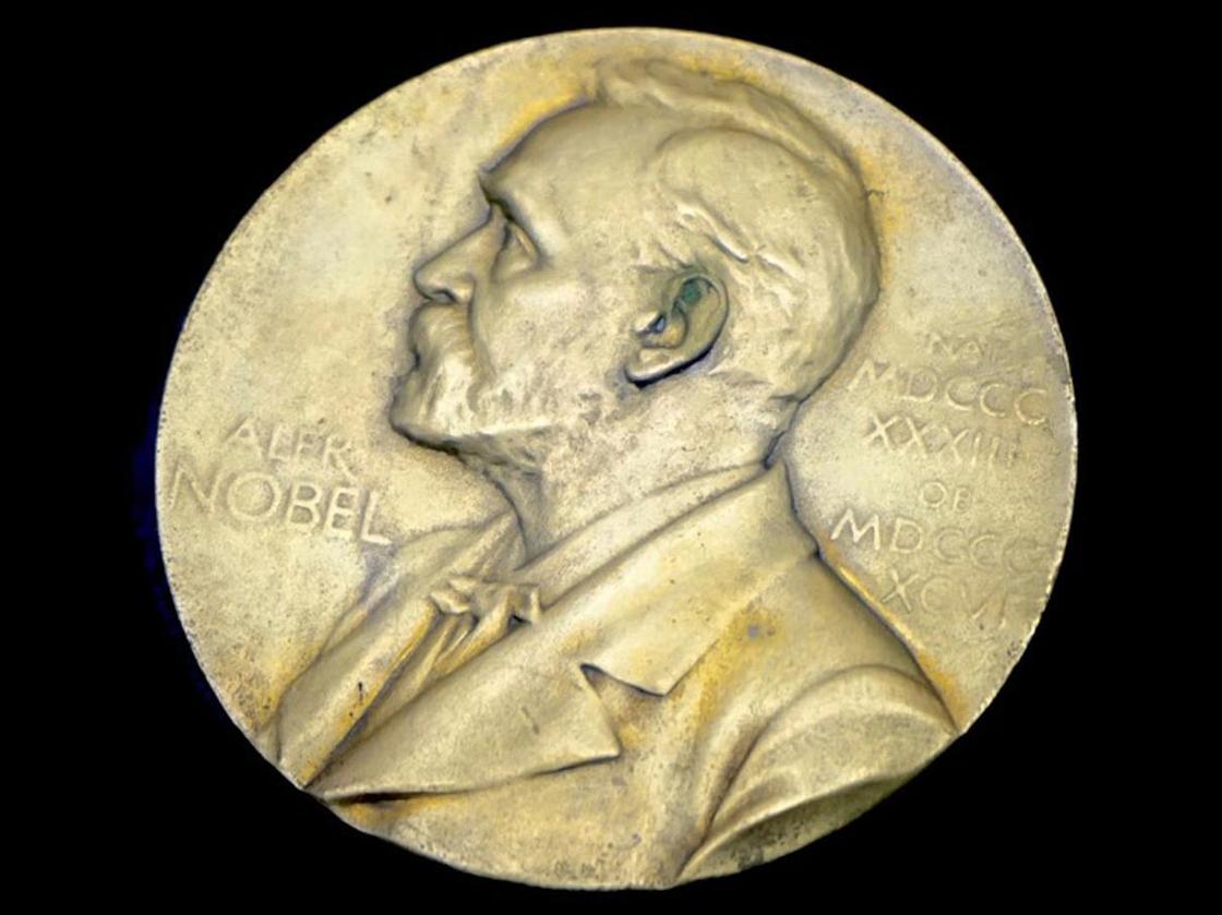 Нобелевскую премию по медицине получили Уильям Келин, Петер Ратклифф и Грегг Семенца