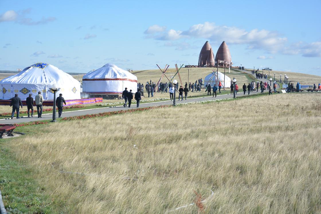 20-летие мемориального комплекса Карасая и Агынтая батыров празднуют в СКО