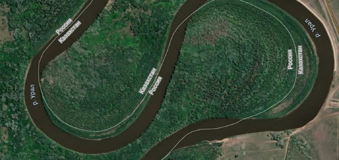 вид на реку Жайык с высоты