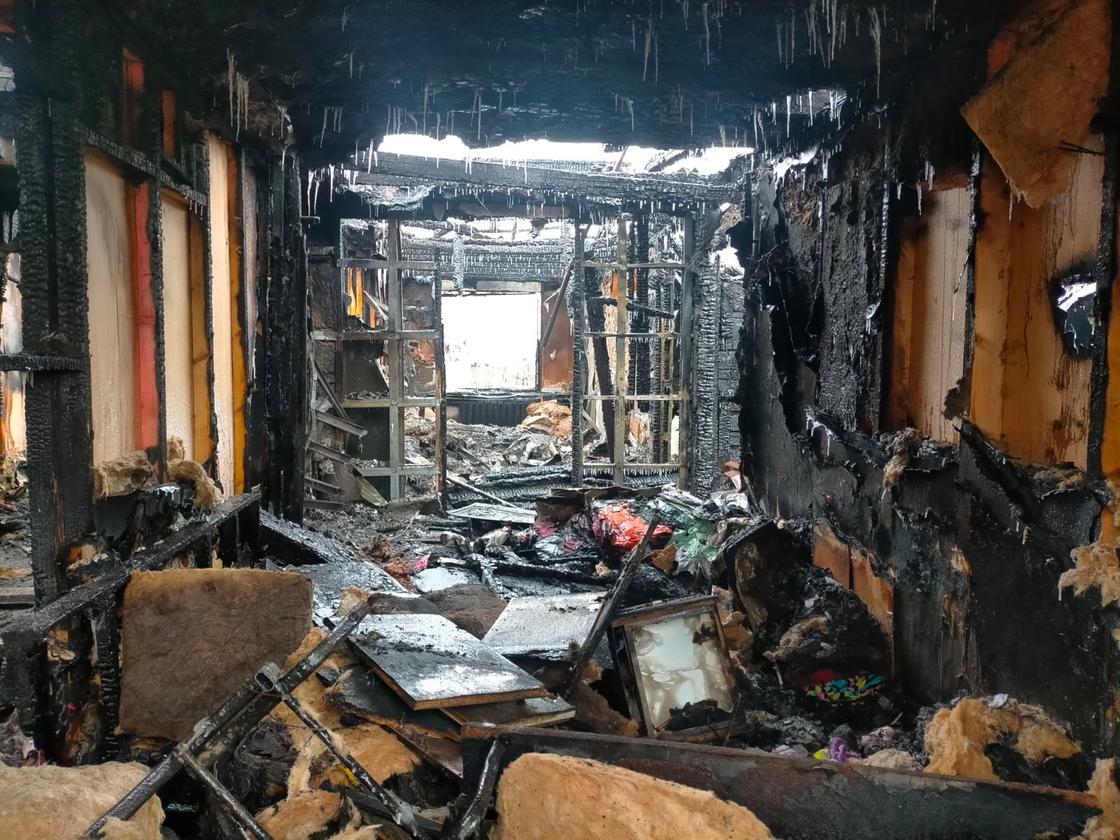 Последствия пожара в Павлодаре