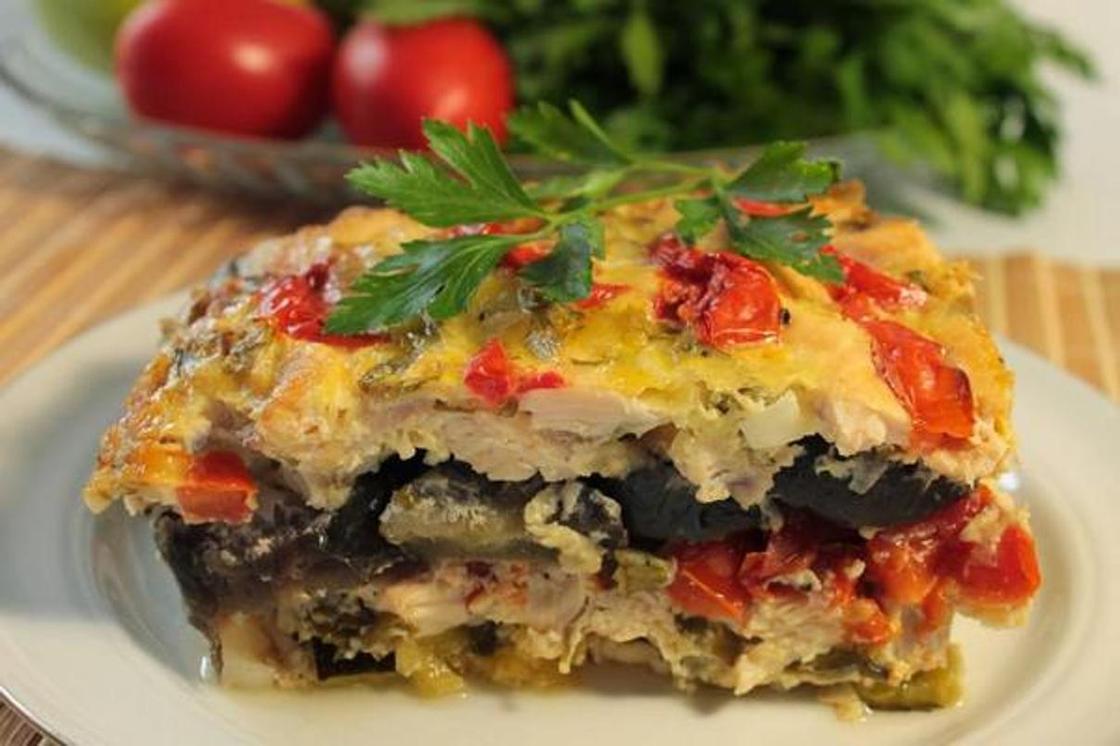 Запеченная курица с овощами Запеченная курица с овощами