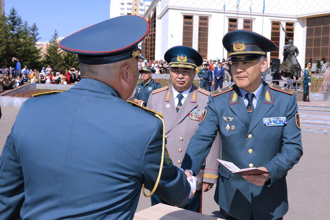 Состоялся торжественный выпуск офицеров Национального университета обороны