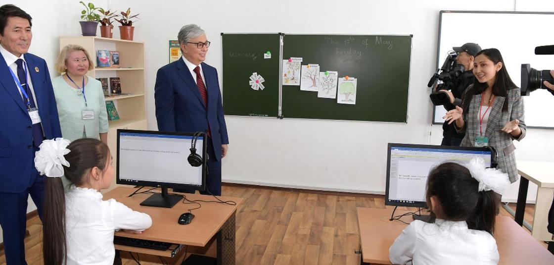 Токаев посетил столичную школу-гимназию №68