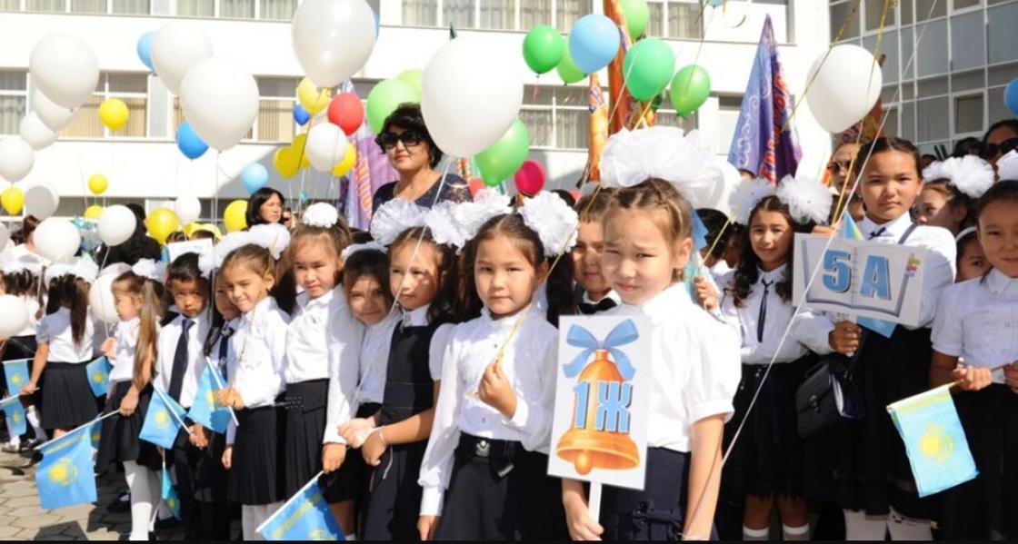 Более 400 тыс. первоклассников пойдут в школу в Казахстане в новом учебном году