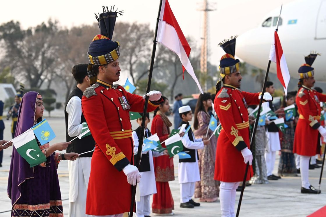 Визит Токаева в Пакистан