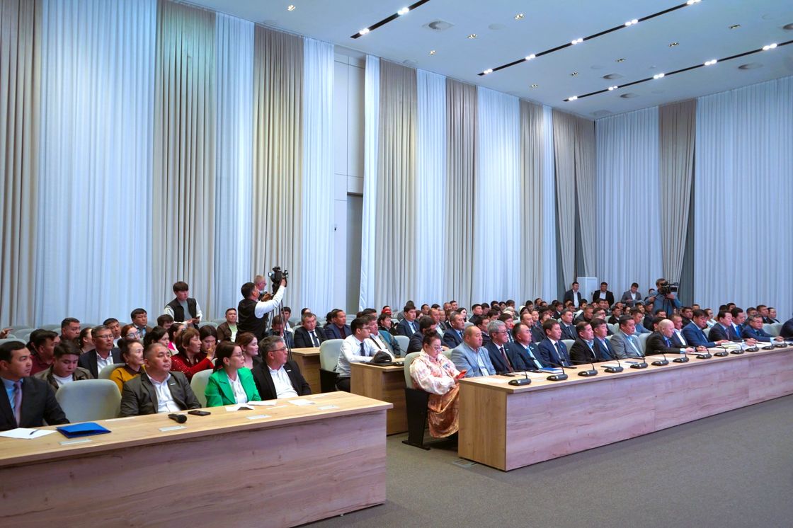 Семинар-форум партии AMANAT