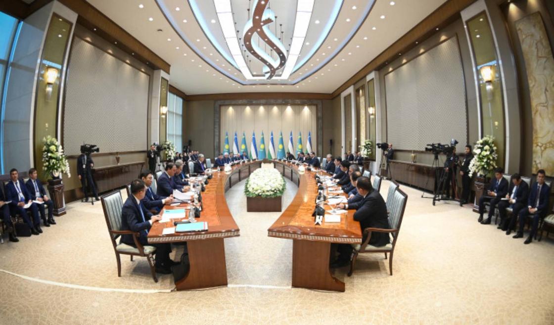 Переговоры президентов Казахстана и Узбекистана