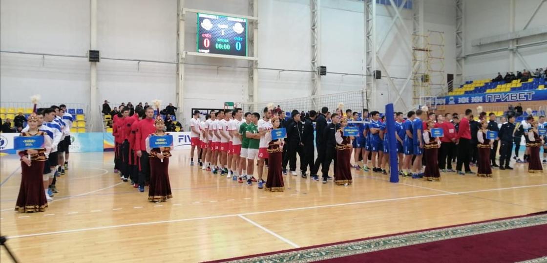 Игры 1 тура Чемпионата РК по волейболу стартовали в Акмолинской области