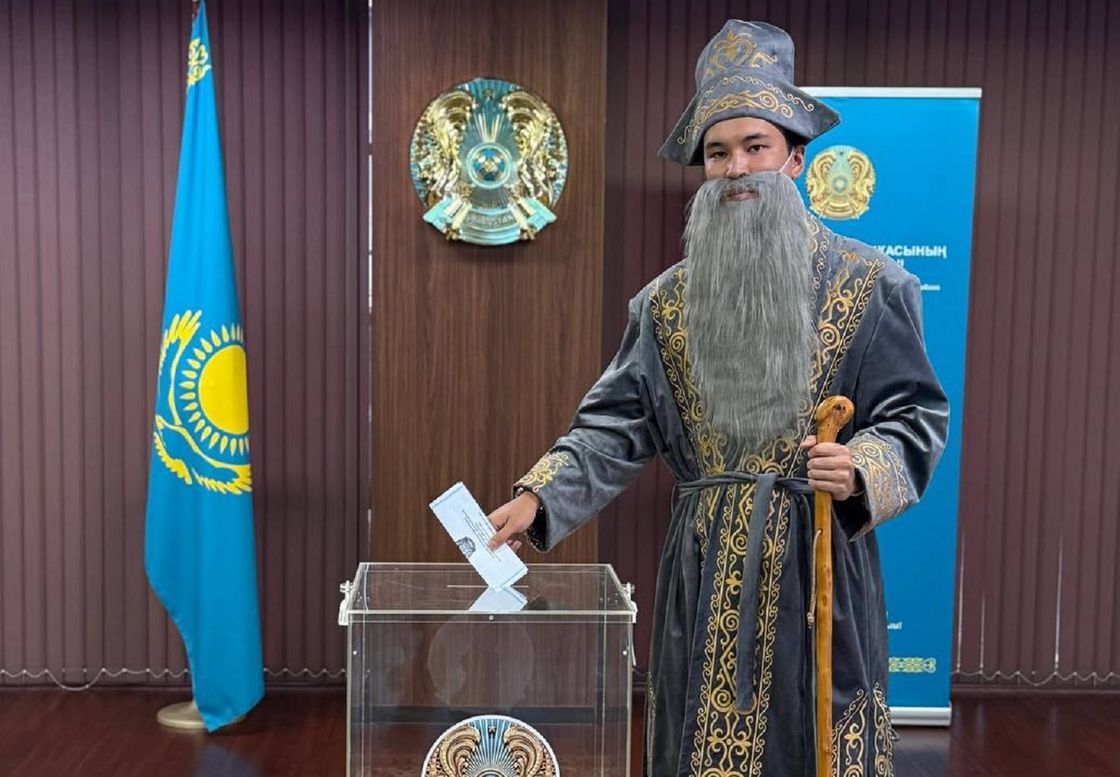 Алишер Азимбаев