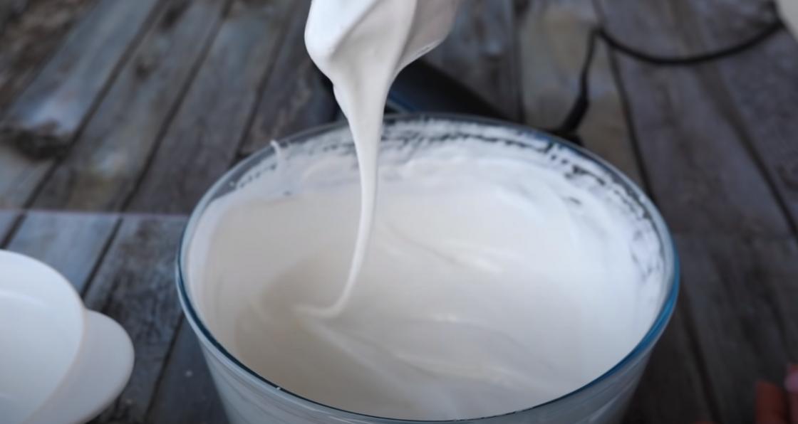 Взбитая глазурь для куличей Взбитая глазурь для куличей