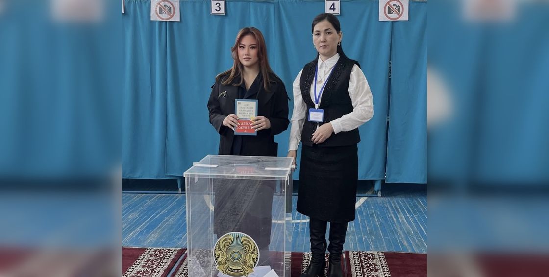 Спортсмены на избирательном участке