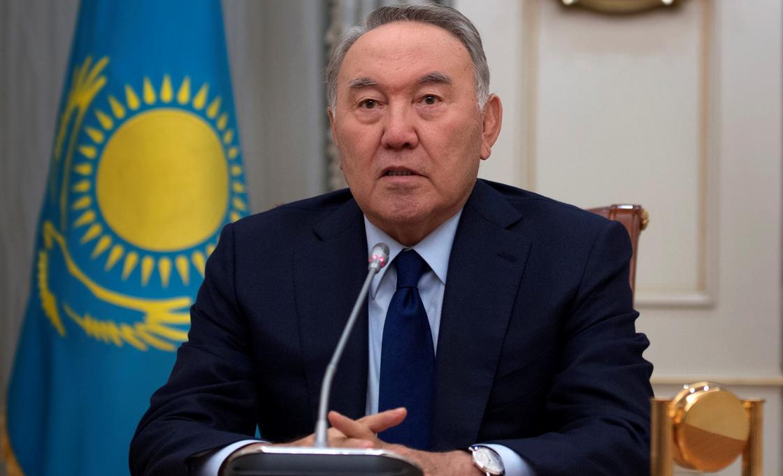 "Подло скрывают свои лица": Назарбаев об анонимах в Сети