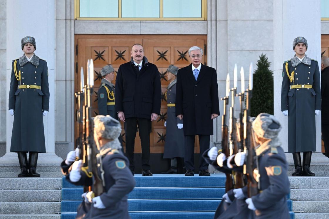 Ильхам Алиев прибыл в Казахстан