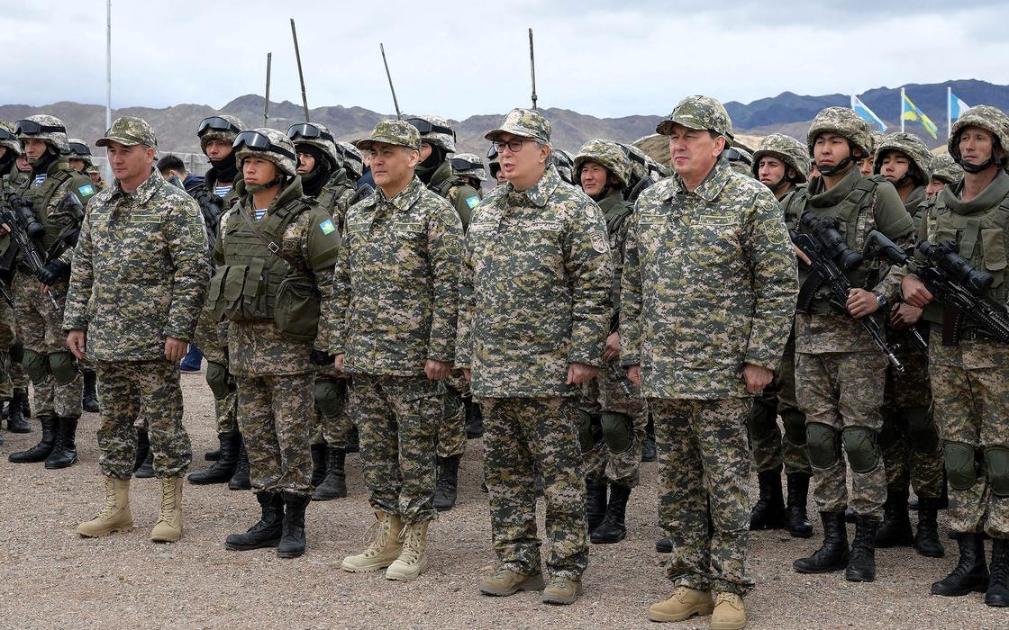 Токаев: У Казахстана сильная и мобильная армия