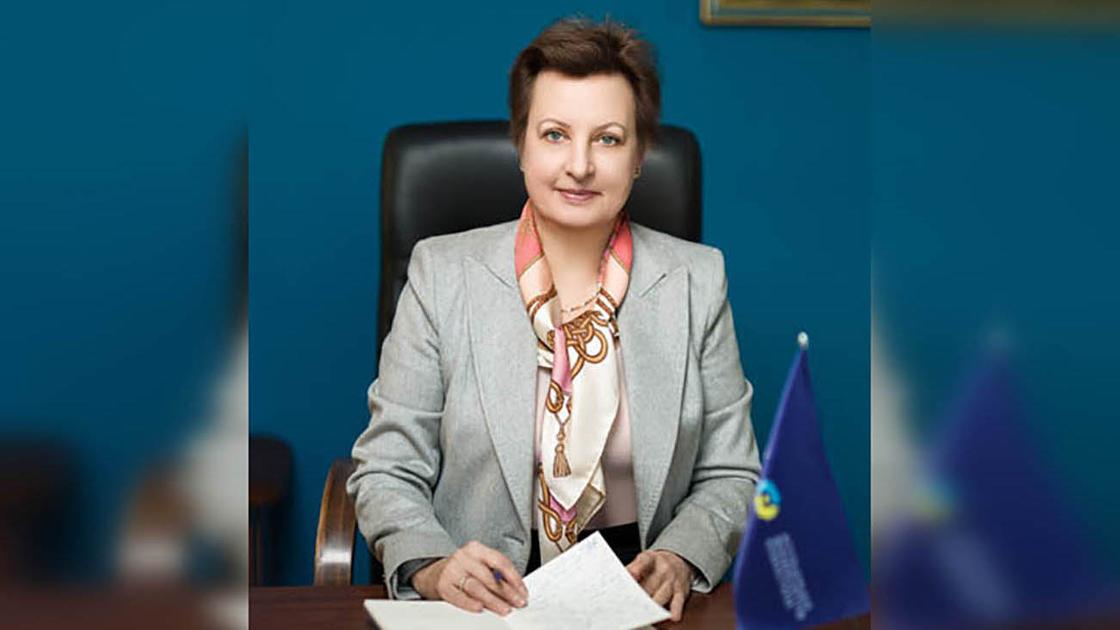 Елена Бахмутова