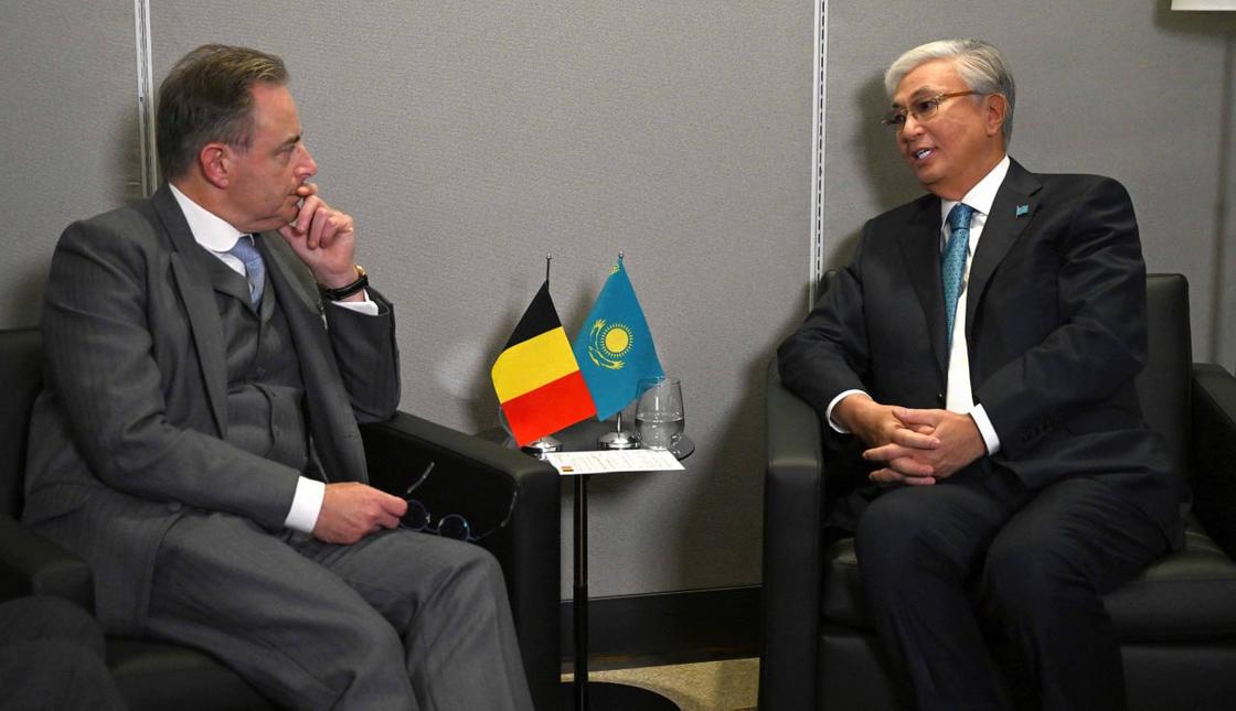 Тоқаев пен Барт де Вевер