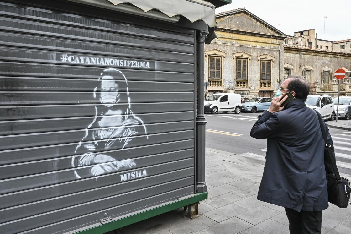 ФОТО Стрит-арт против коронавируса: главная тема наших дней глазами уличных художников