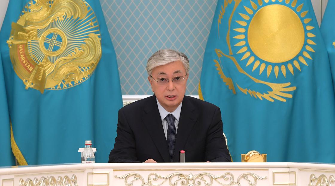 Токаев провел совещание в связи с авиакатастрофой близ Алматы