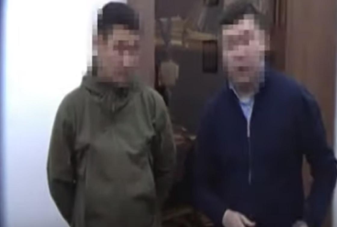 Задержание главы Кинологического центра попало на видео в Алматы