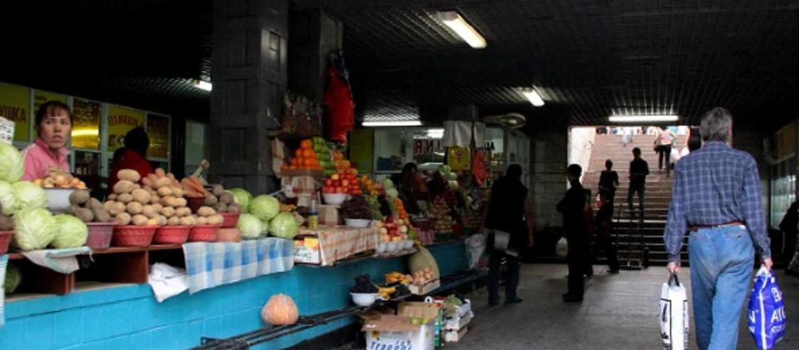 Зеленый базар закрыли в Алматы: сотрудница рынка умерла