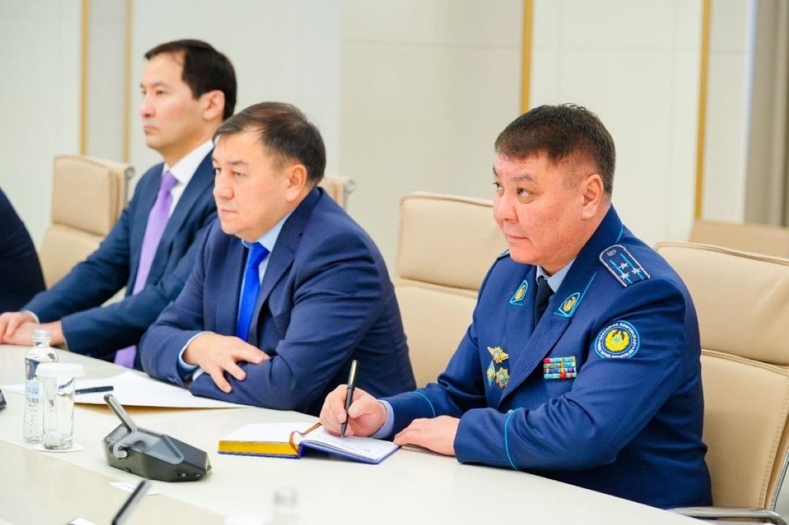 Встреча с активом столицы, посвященная обсуждению проекта новой Конституции