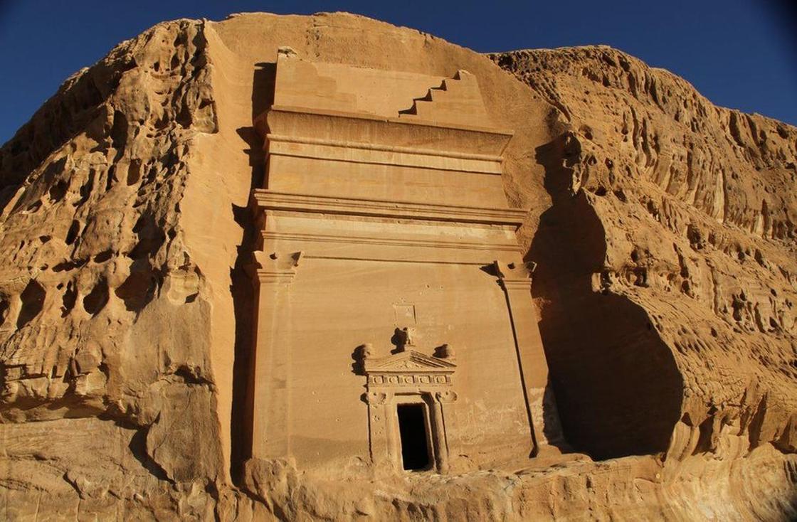 В Саудовской Аравии есть руины древнего царства. Их только начинают раскапывать