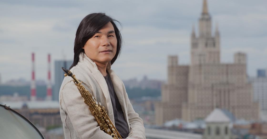 Агентство «Хабар» приглашает казахстанцев спеть вместе песни Батырхана Шукенова