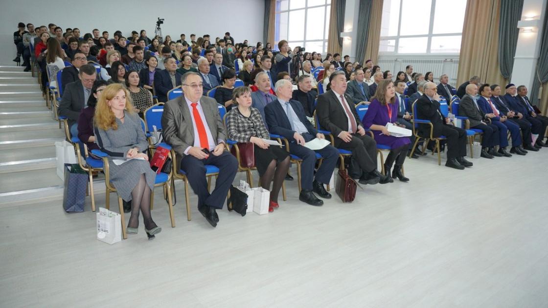 Научно-практическая конференция, посвященная 70-летию академика Абильжана Хусаинова, прошла в Кокшетау