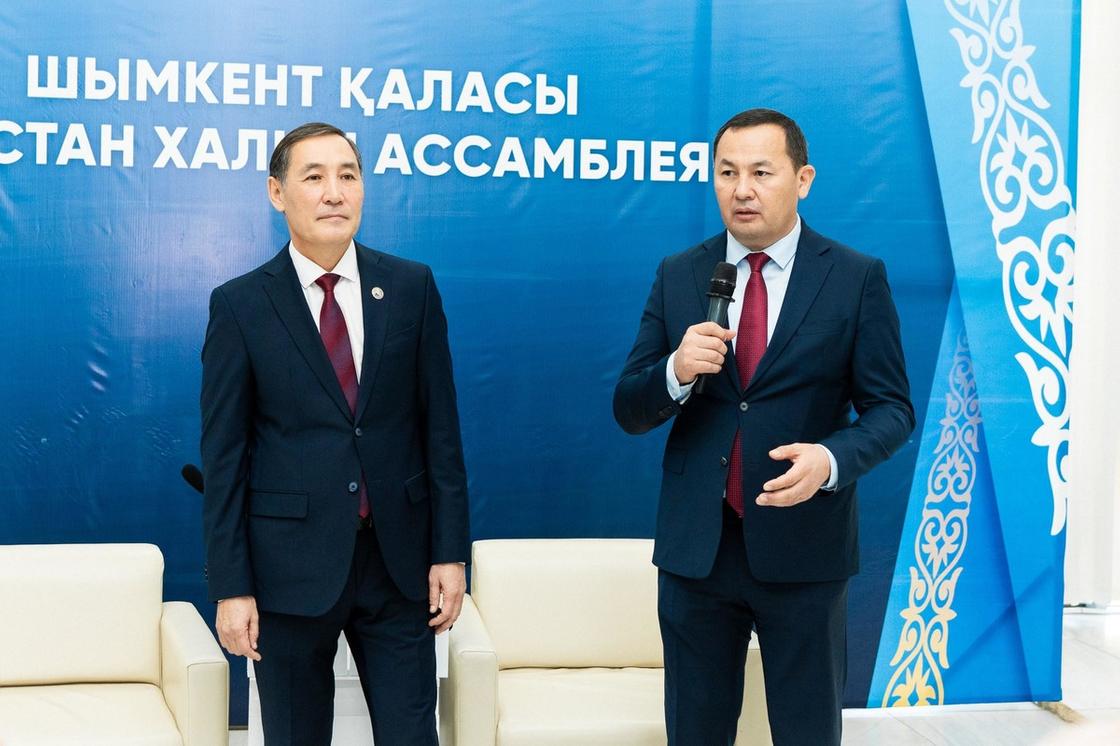 Марат Әзілхановтың этномәдени бірлестіктер төрағаларымен кездесуі