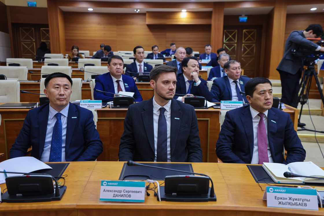 Заседание партии AMANAT