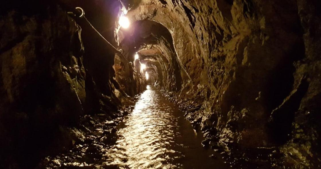 3 тела нашли в заброшенной шахте в Алматинской области
