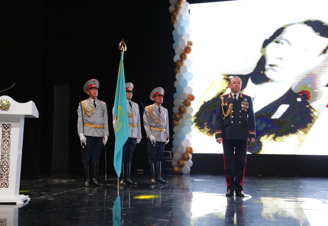 Мероприятие в честь 30-летия казахстанской полиции в Туркестанской области