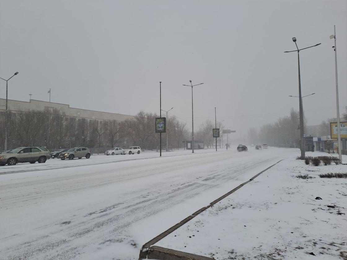 Астана в снегу