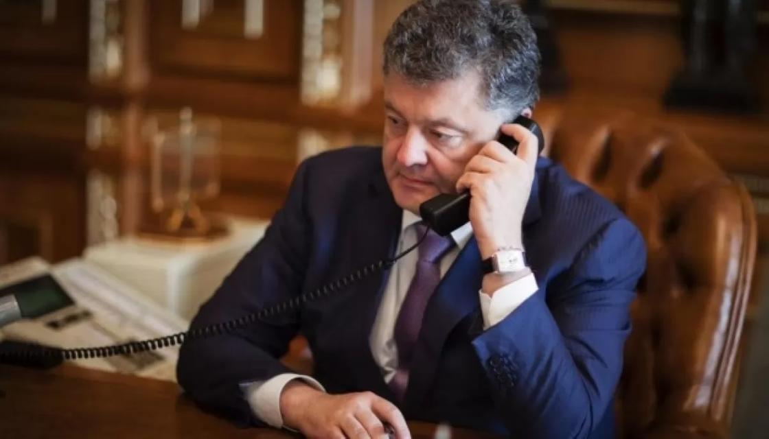 Выборы в Украине: Порошенко позвонил в Вашингтон и пожаловался на Зеленского