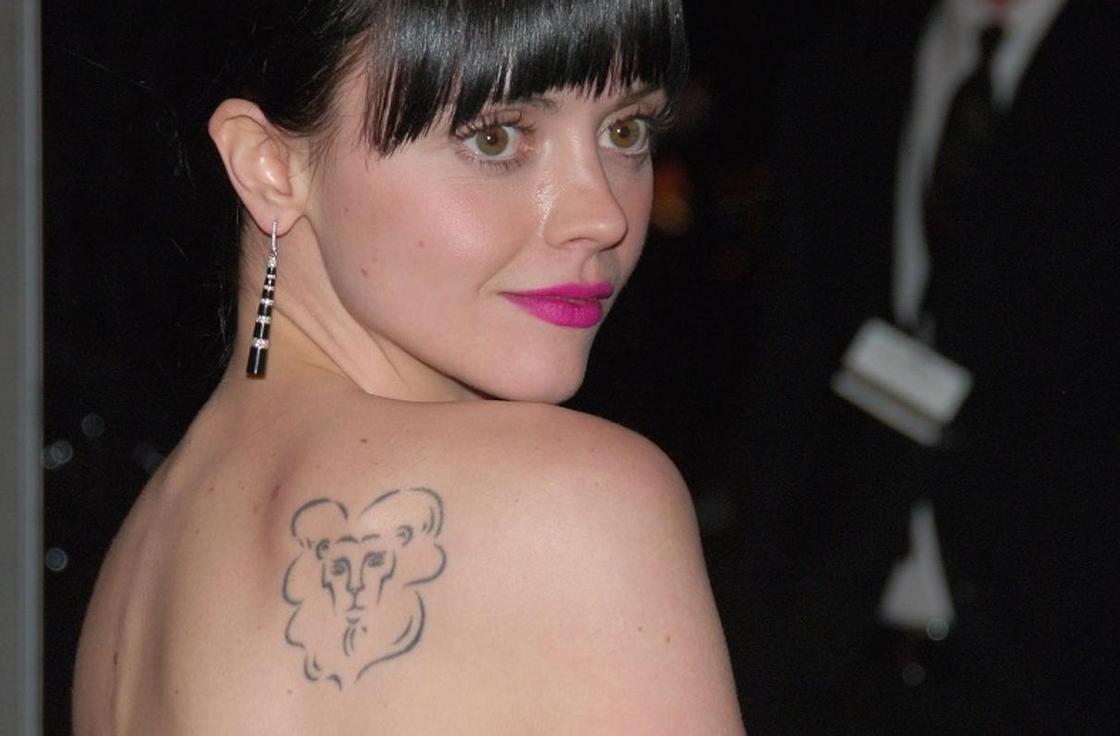 11 татуировок знаменитостей, которые не получится разгадать с первого взгляда (фото)