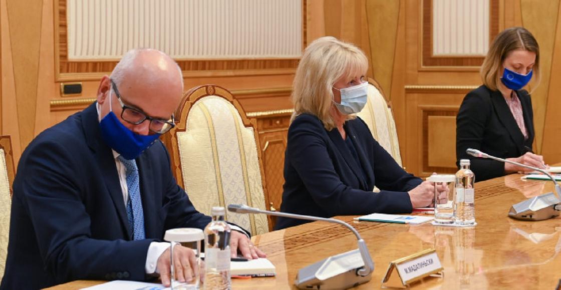 Касым-Жомарт Токаев встретился со спецпредставителем ЕС по Центральной Азии
