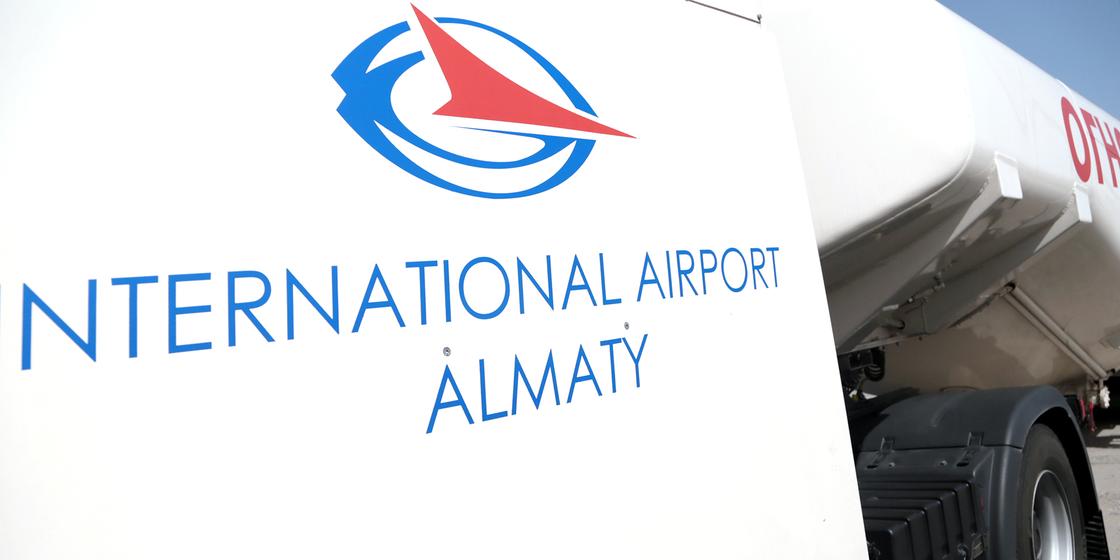 Авиакомпании продолжают продавать билеты из Алматы в зарубежные страны. Фото: NUR.KZ/Петр Карандашов