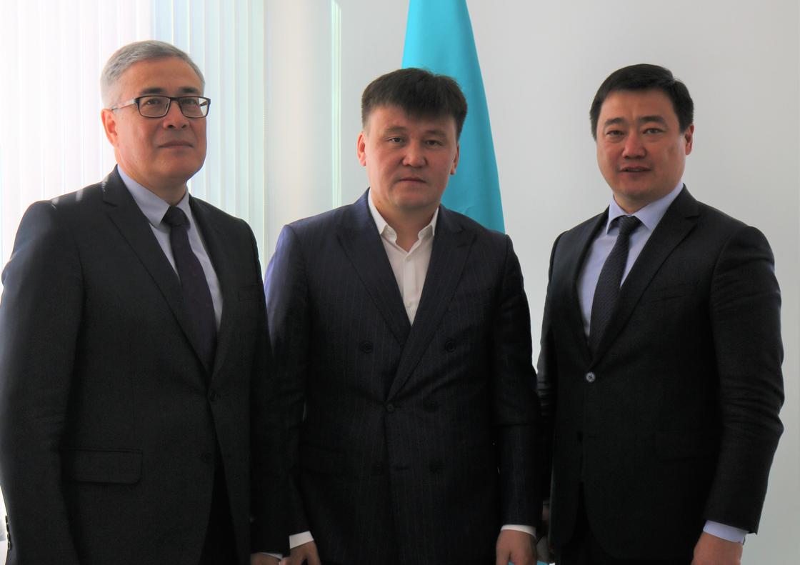 Бизнесмена, поселившего Трампа в юрте, пригласили в Казахстан