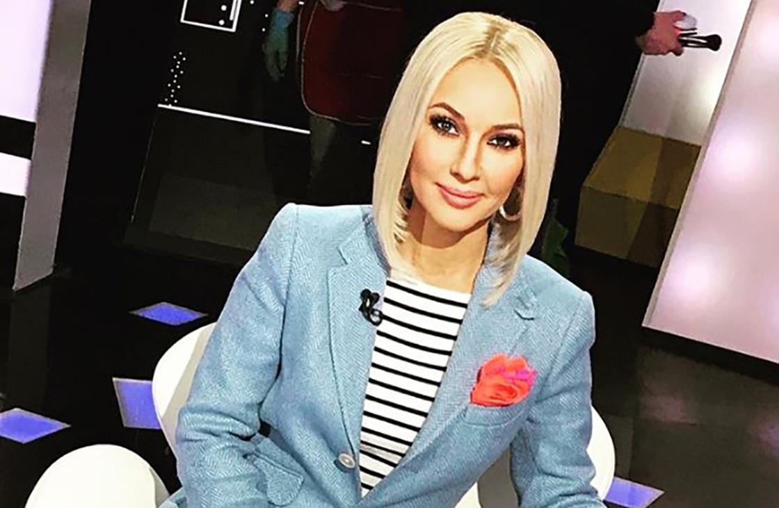 Лера Кудрявцева возмутилась тем, что ее не предупредили о снятии с Премии Муз-ТВ