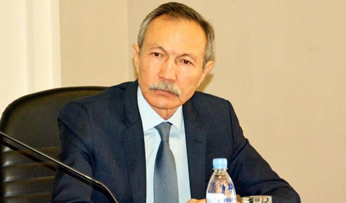 Экс-главу управления здравоохранения Алматы подозревают в даче взятки