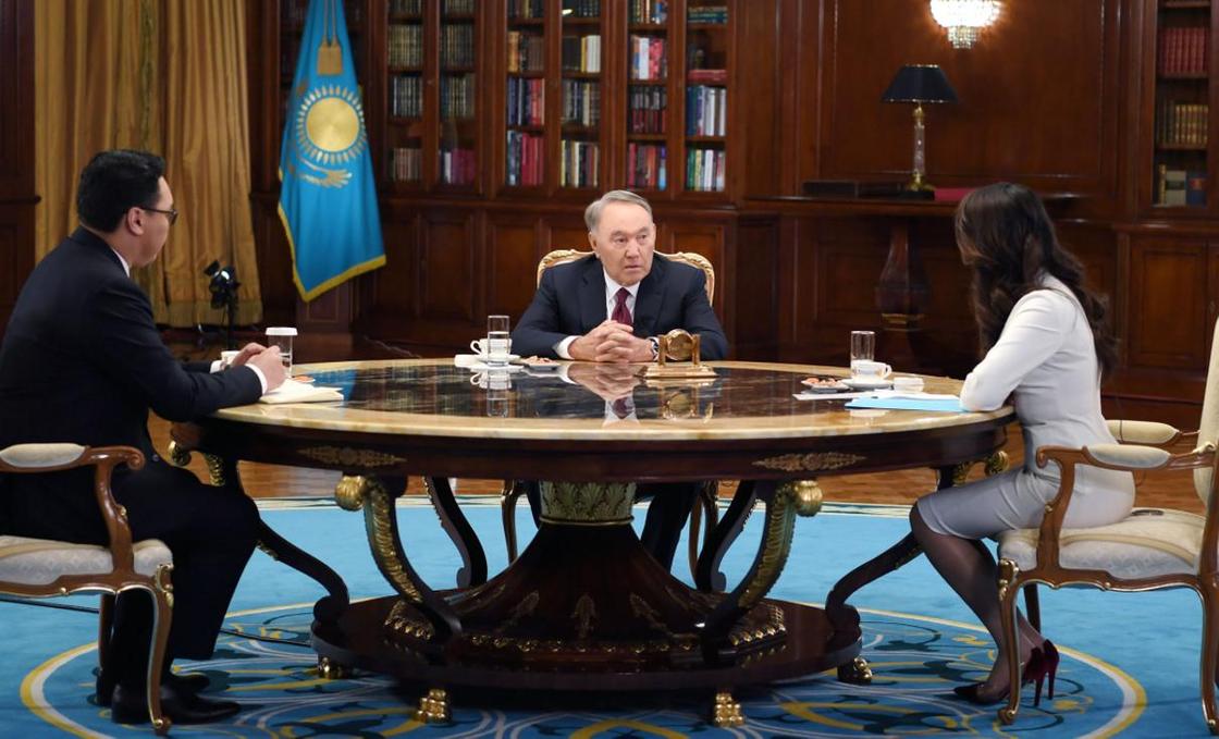 Назарбаев: Глава государства всегда должен быть на белом коне