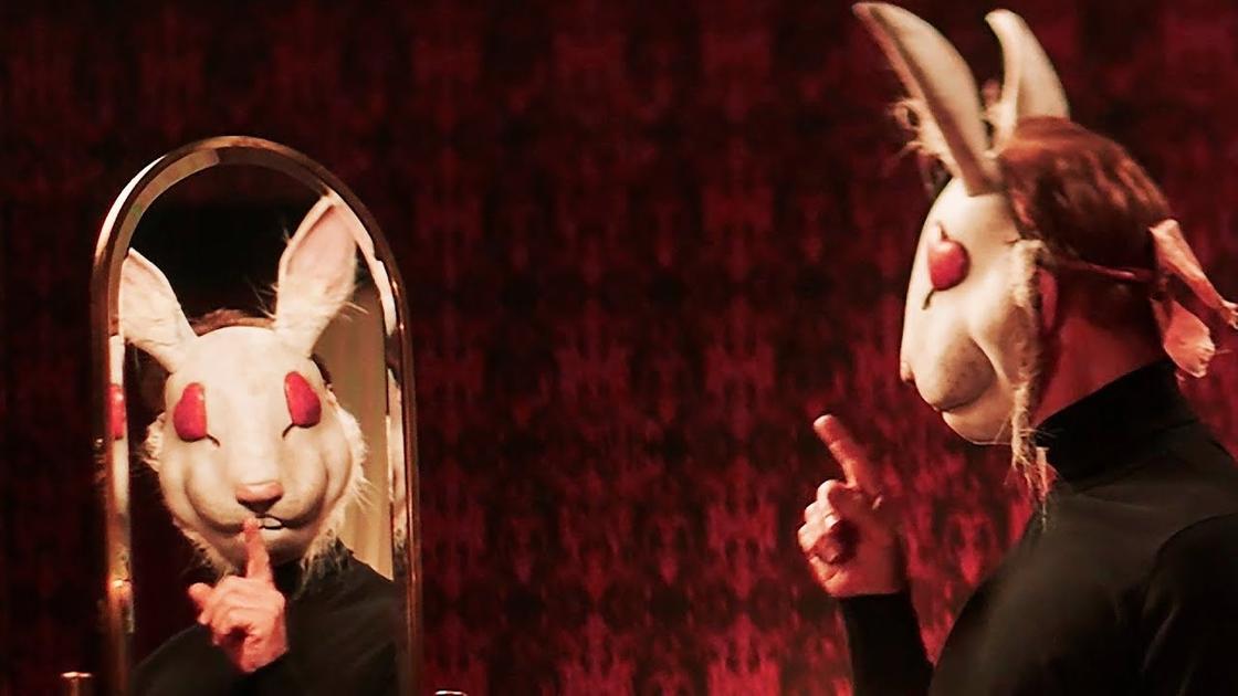 Девушка в лабиринте о чем. Смотреть фото Девушка в лабиринте о чем. Смотреть картинку Девушка в лабиринте о чем. Картинка про Девушка в лабиринте о чем. Фото Девушка в лабиринте о чем