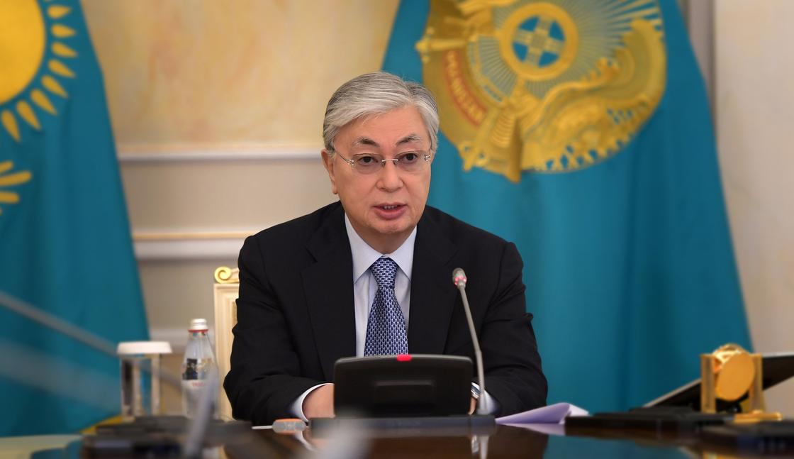 Токаев заявил, что акимы и министры игнорируют жалобы людей
